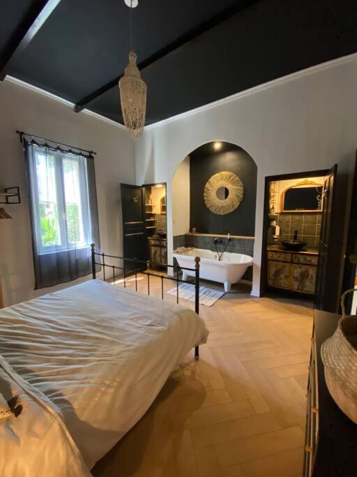 Merveilleuse Maison De Village Maillane Extérieur photo